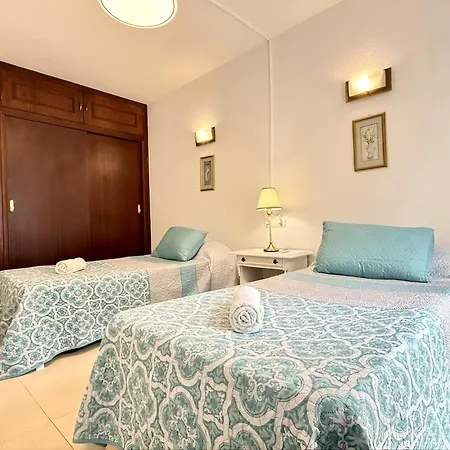La Caracola Iii Beachfront & Center Fuengirola